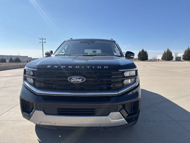 Certified 2025 Ford Expedition Platinum image 2