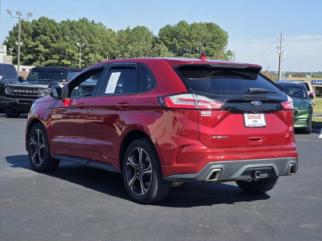 Certified 2020 Ford Edge ST w/ Cold Weather Package AWD/4WD image 6