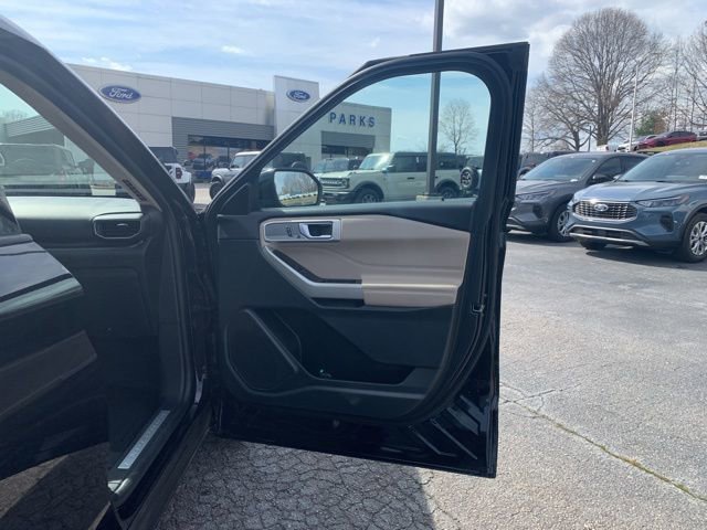 Certified 2023 Ford Explorer Limited image 15