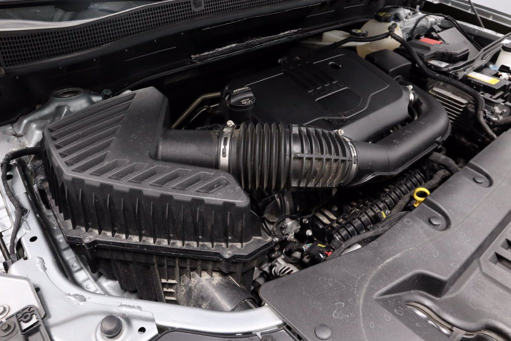 Used 2025 Chevrolet Blazer LT FWD image 18
