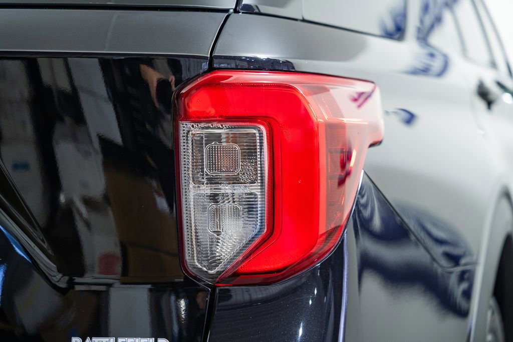 Certified 2022 Ford Explorer ST-Line w/ Class IV Trailer Tow Package image 8