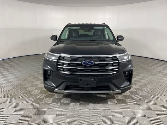 Certified 2025 Ford Explorer Active w/ Active Comfort Package AWD/4WD image 17