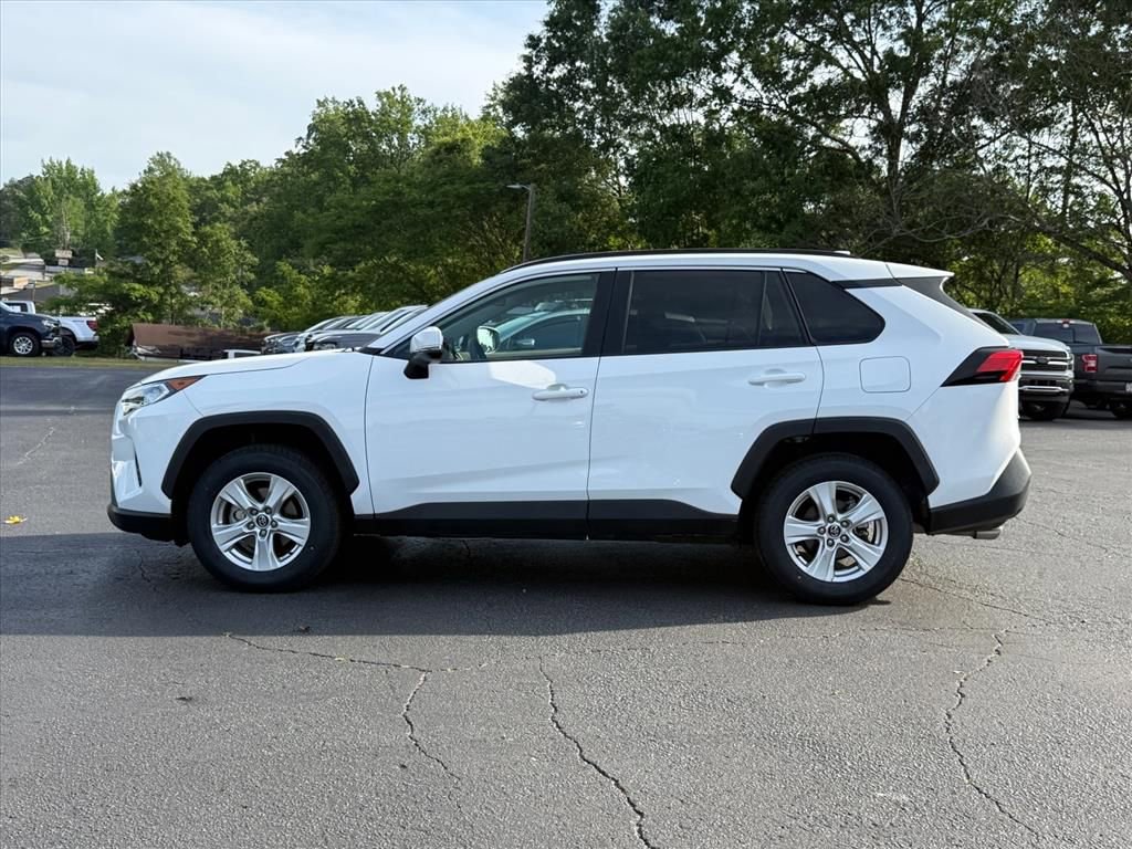 Used 2021 Toyota RAV4 XLE FWD image 7