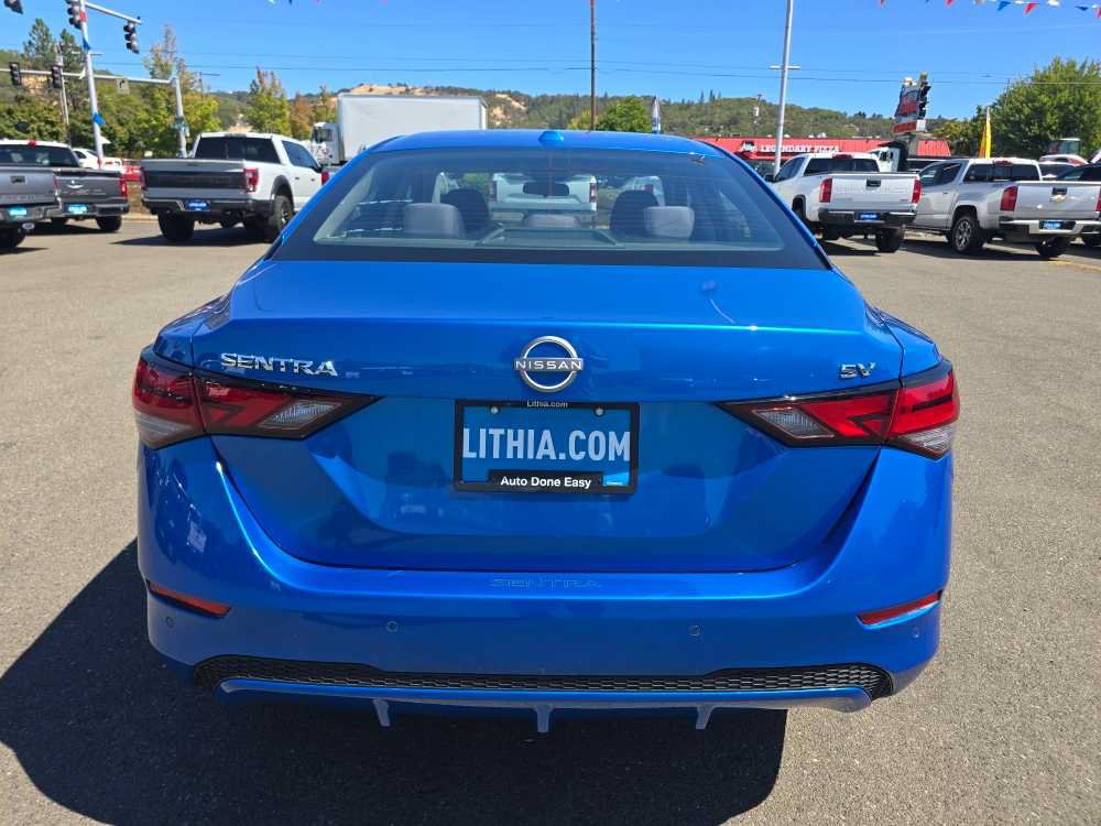 Used 2024 Nissan Sentra SV FWD image 4