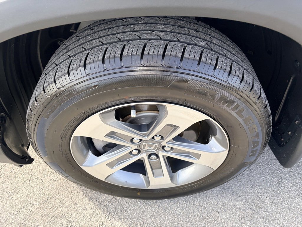 Used 2023 Honda Pilot EX-L image 32