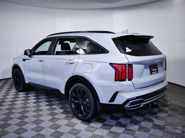 Used 2023 Kia Sorento SX image 3
