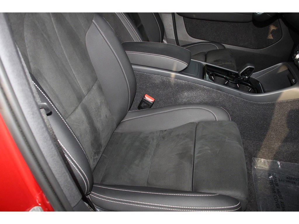 Used 2023 Volvo C40 P8 Recharge Plus image 26