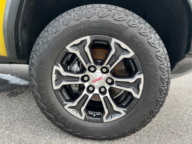 Used 2023 GMC Canyon AT4 w/ AT4 Premium Package AWD/4WD image 16