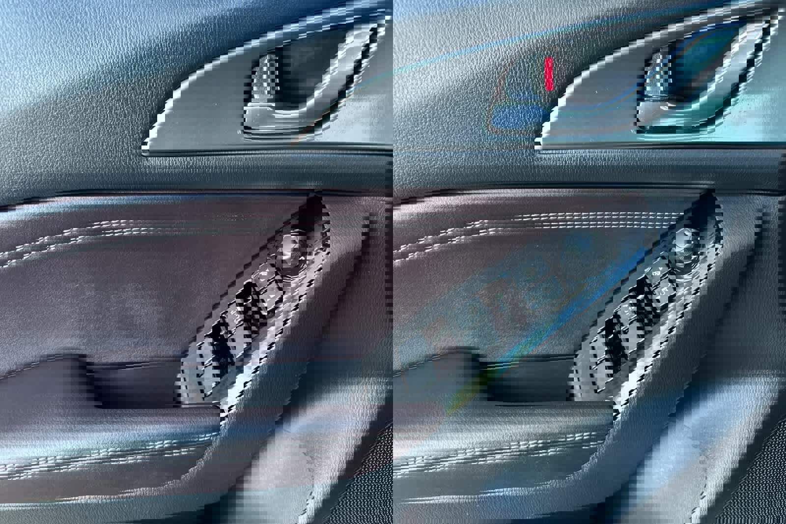 Used 2018 MAZDA MAZDA3 Grand Touring w/ Premium Equipment Package image 12