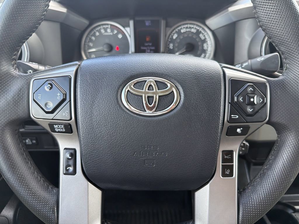 Used 2019 Toyota Tacoma SR5 RWD image 28