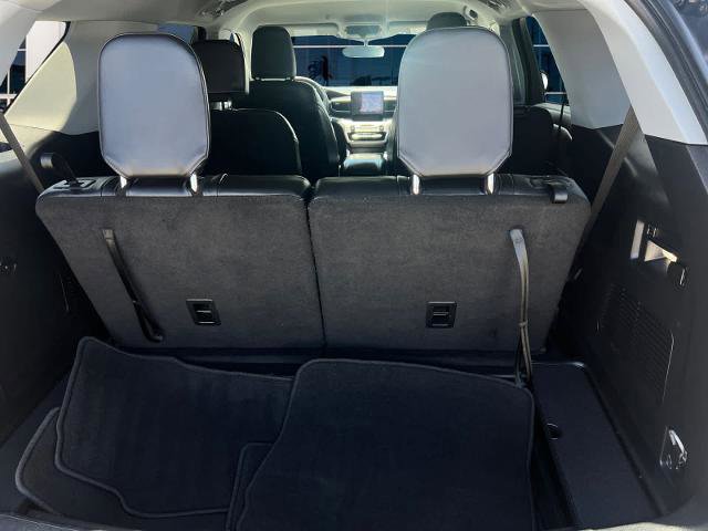 Certified 2023 Ford Explorer XLT w/ Equipment Group 202A RWD image 19