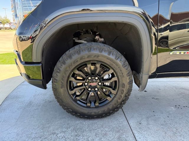 Used 2022 GMC Sierra 1500 AT4X image 4