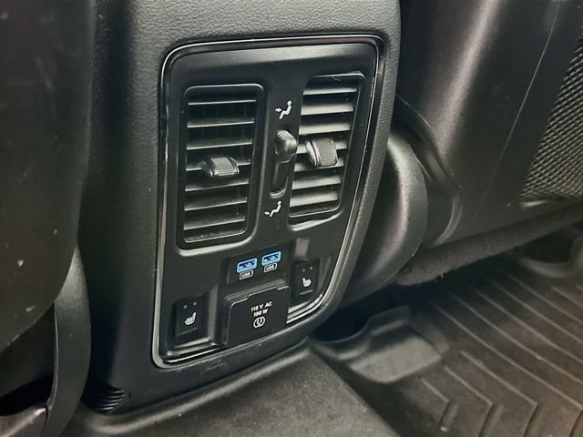 Used 2020 Jeep Grand Cherokee Trailhawk w/ Trailhawk Luxury Group AWD/4WD image 32