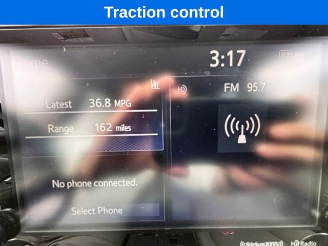 Used 2022 Toyota Highlander XLE image 19