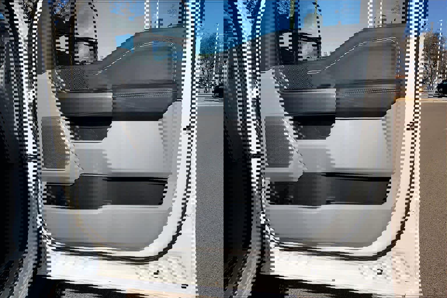 Certified 2024 Ford F250 Limited w/ FX4 Off-Road Package image 22