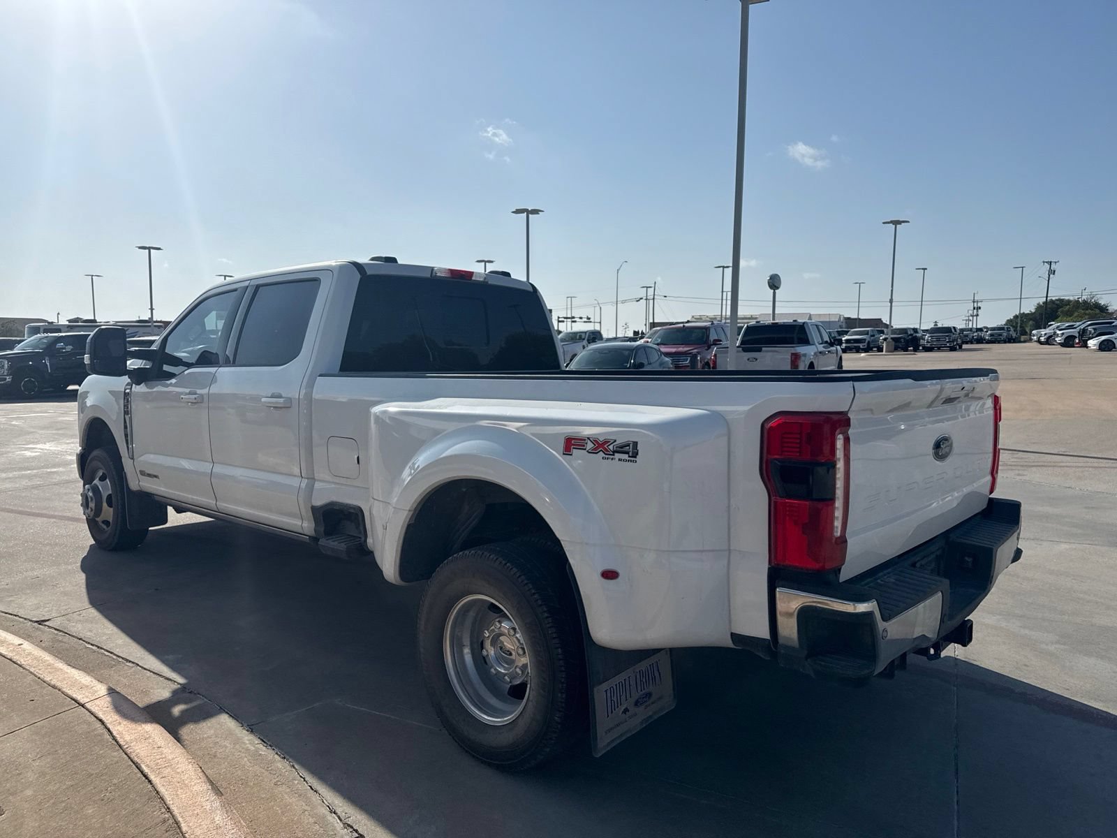 Certified 2025 Ford F350 Lariat w/ Lariat Ultimate Package AWD/4WD image 6