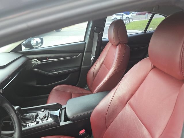 Used 2023 MAZDA MAZDA3 s FWD image 9