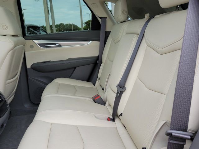 Used 2019 Cadillac XT5 Luxury FWD image 18