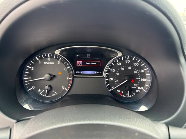 Used 2017 Nissan Altima 2.5 SR w/ Midnight Edition Package FWD image 19