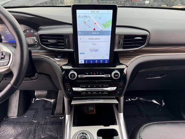 Certified 2023 Ford Explorer Limited w/ Limited Technology Package image 27