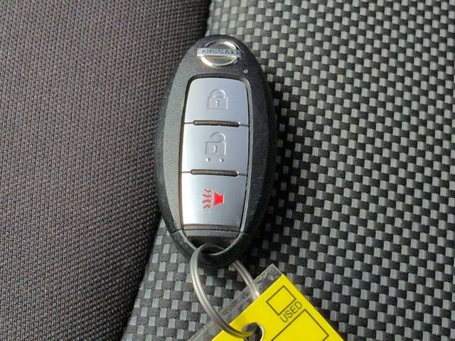 Used 2020 Nissan Pathfinder S AWD/4WD image 26