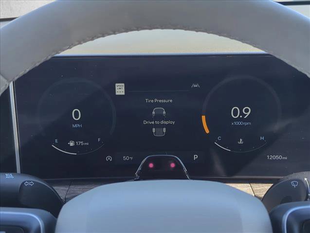 Used 2024 Hyundai Santa Fe Limited image 11