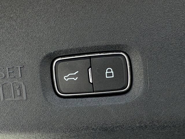 Certified 2025 Ford Expedition Max Platinum AWD/4WD image 34