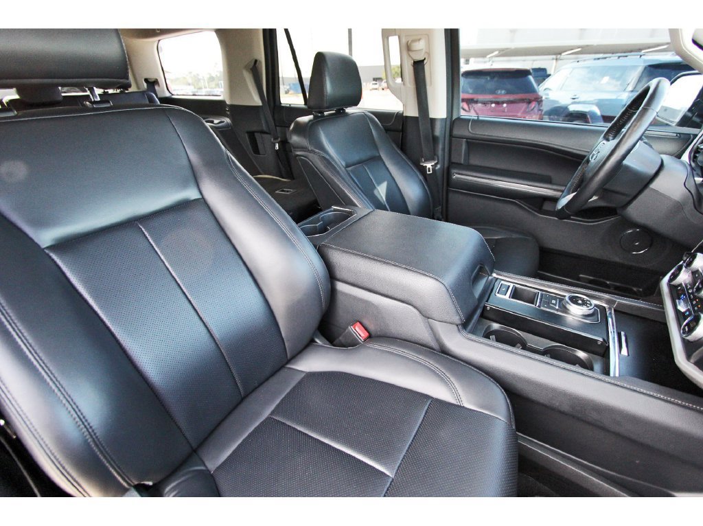 Certified 2023 Ford Expedition XLT RWD image 35