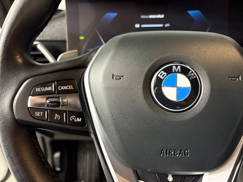 Used 2023 BMW 330i xDrive Sedan w/ Premium Package image 24