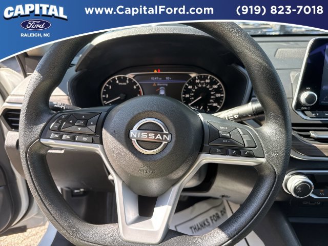 Used 2025 Nissan Altima 2.5 SV AWD/4WD image 24