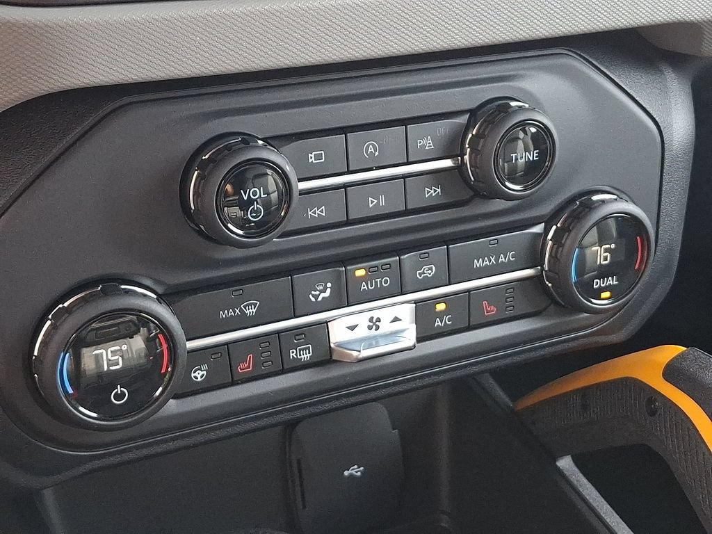 Certified 2023 Ford Bronco Badlands AWD/4WD image 16