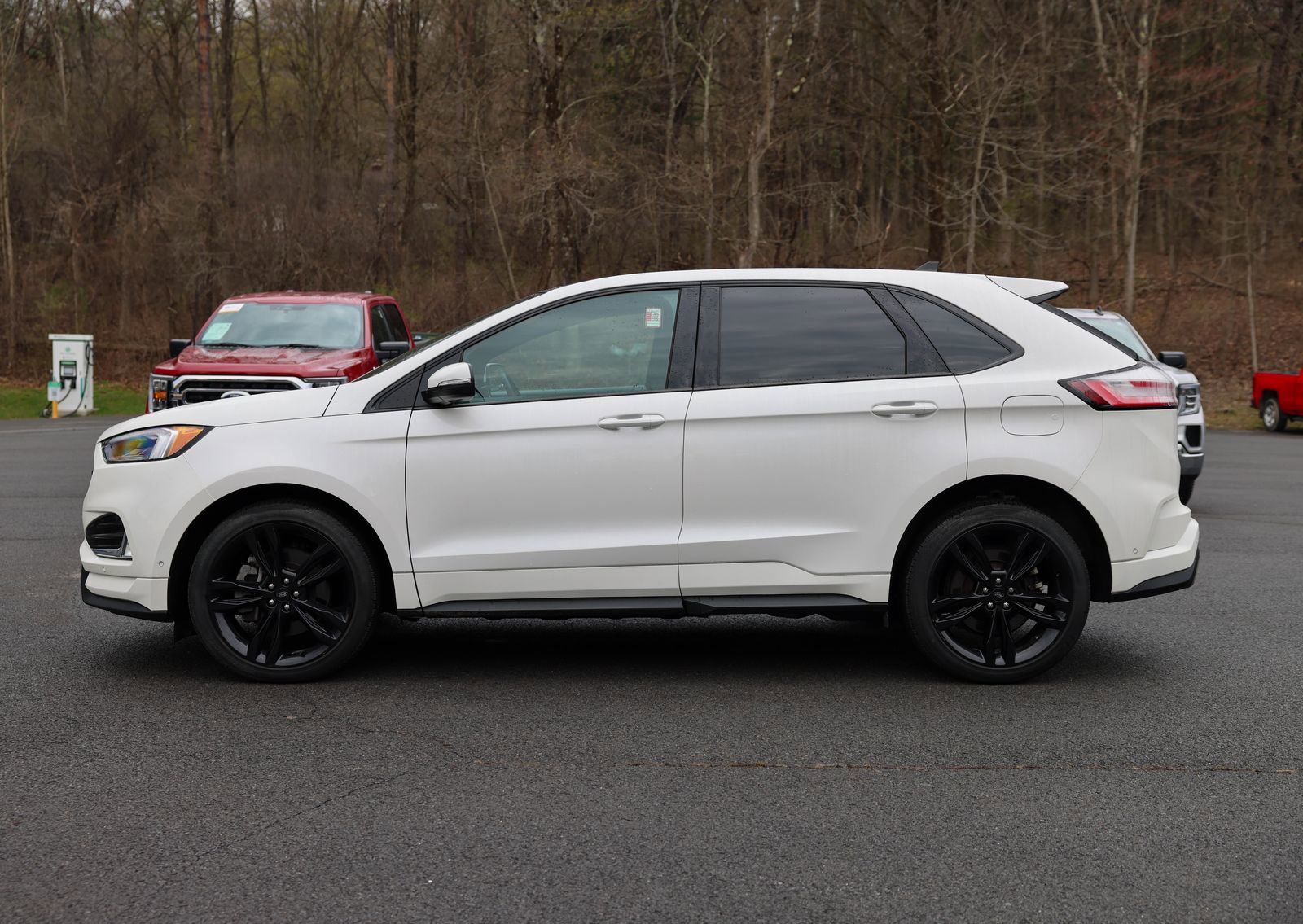 Certified 2022 Ford Edge ST w/ Equipment Group 401A AWD/4WD image 8