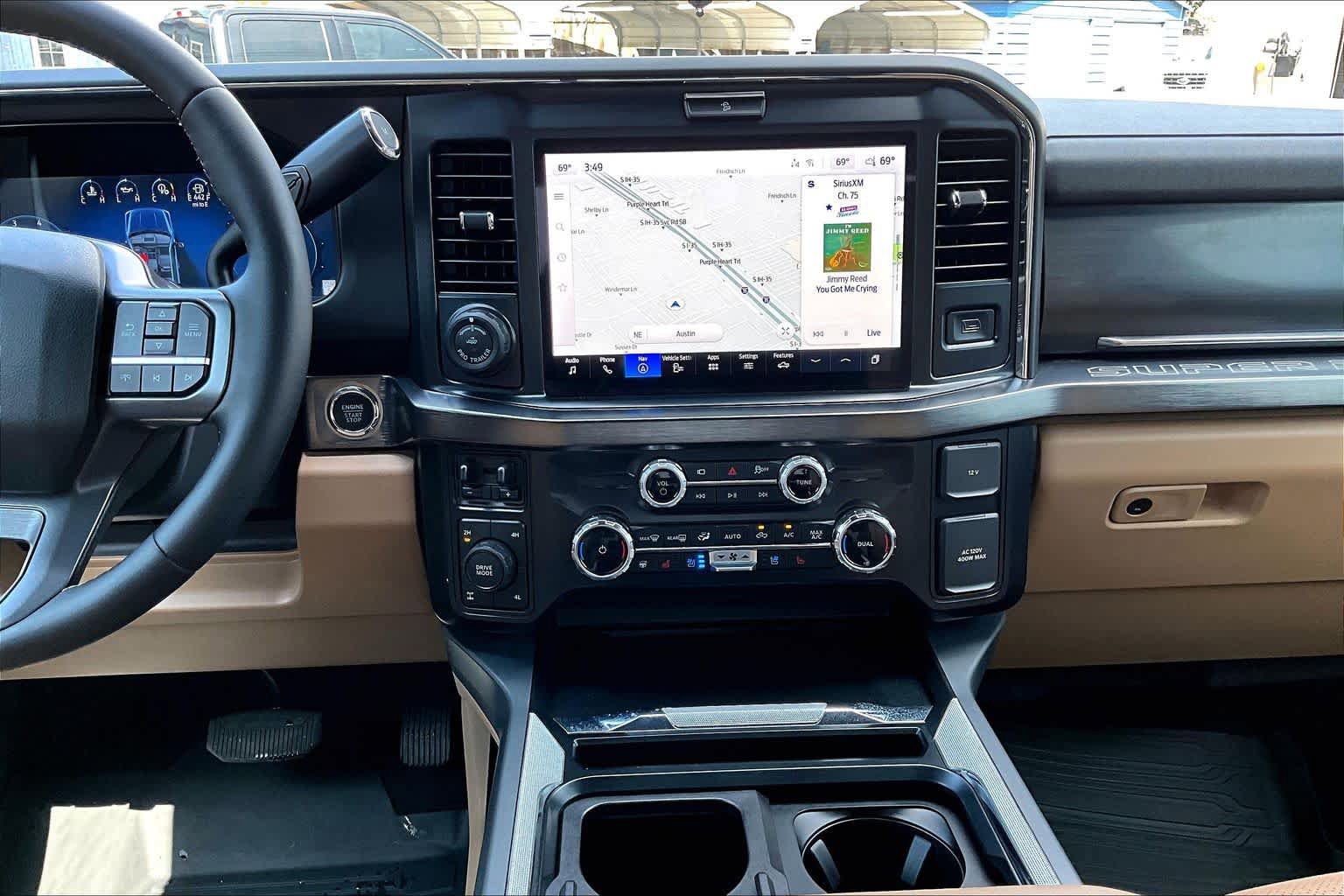 Certified 2025 Ford F350 Lariat w/ Lariat Ultimate Package AWD/4WD image 7