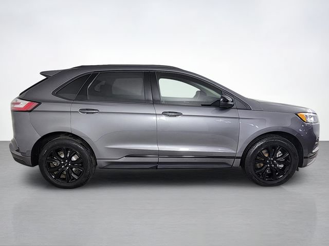 Certified 2023 Ford Edge SE w/ Black Appearance Package AWD/4WD image 2