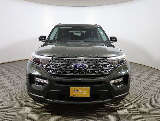 Certified 2024 Ford Explorer XLT w/ Equipment Group 202A AWD/4WD image 3