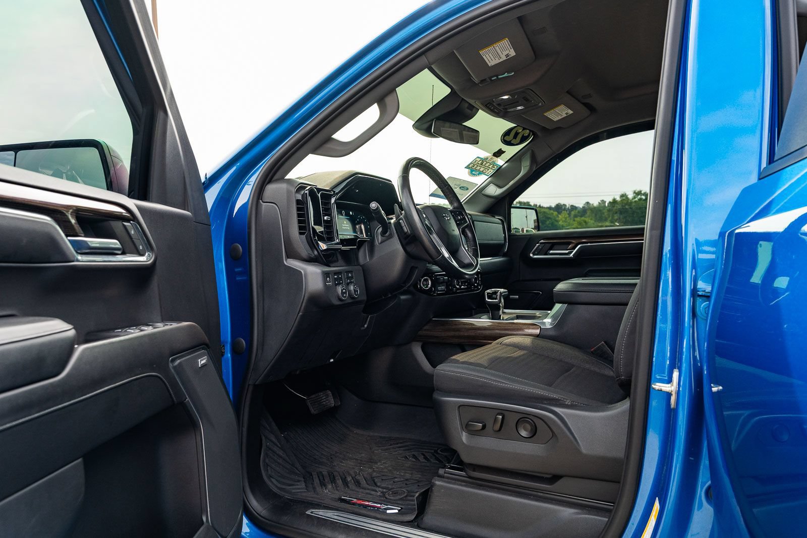 Used 2022 Chevrolet Silverado 1500 RST w/ All Star Edition Plus AWD/4WD image 17