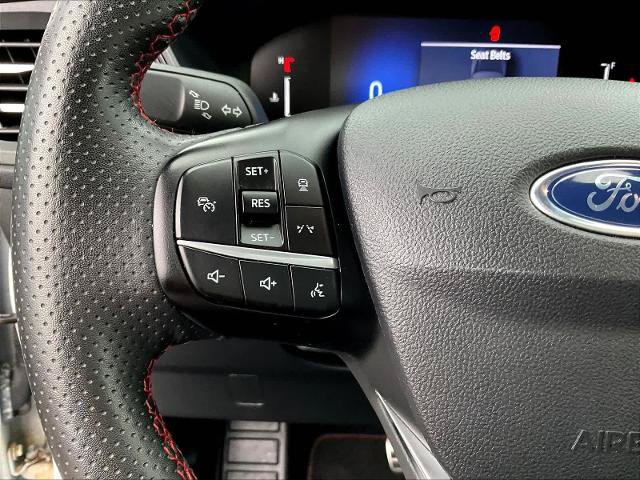Certified 2023 Ford Escape ST-Line w/ Tech Pack #1 AWD/4WD image 13