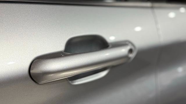 Certified 2025 Ford Explorer Active w/ Active Comfort Package image 15