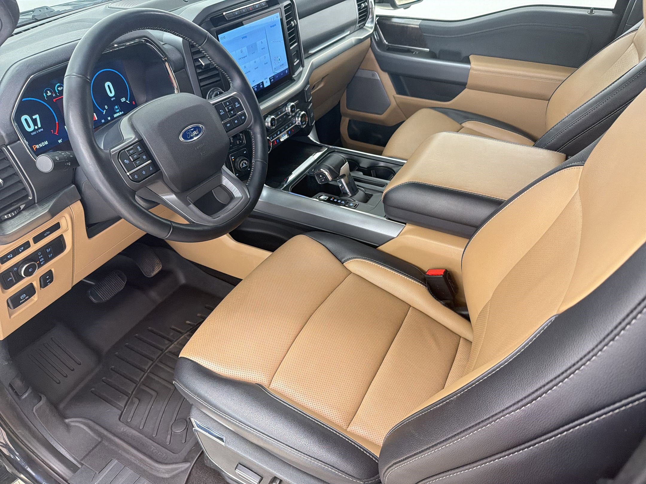 Certified 2021 Ford F150 Lariat w/ Equipment Group 502A High image 4