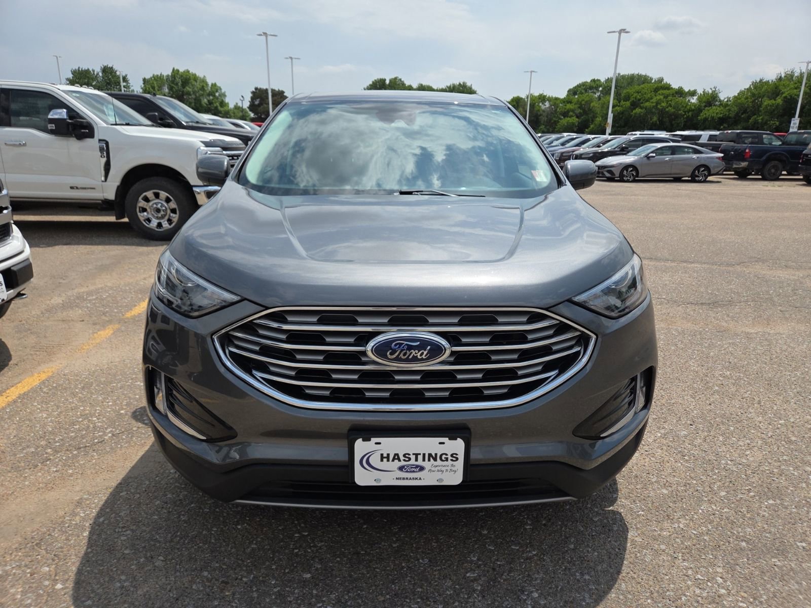 Certified 2022 Ford Edge SEL w/ Convenience Package AWD/4WD image 13