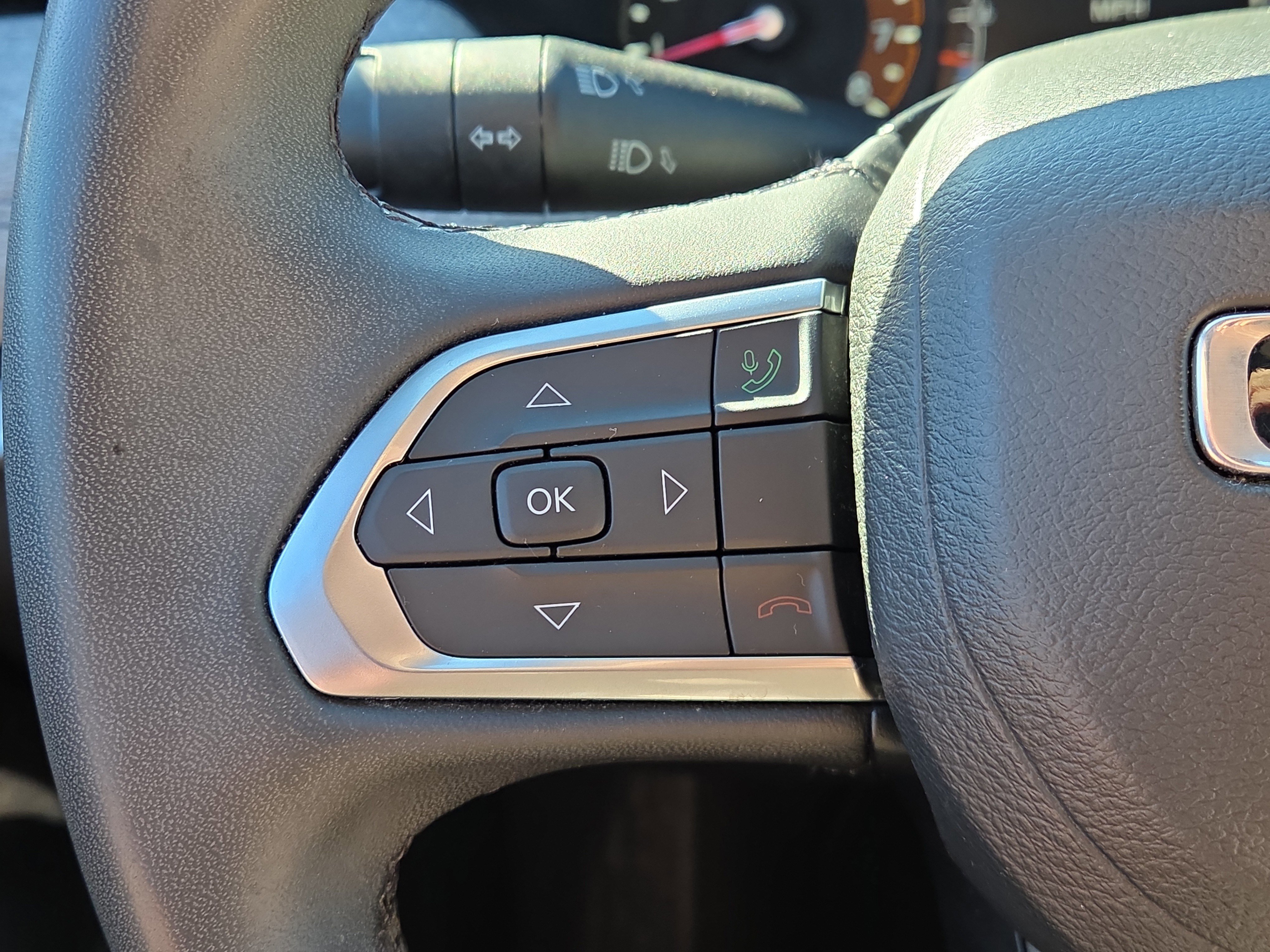 Used 2024 Jeep Compass Latitude image 19