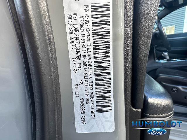 Used 2020 Jeep Grand Cherokee Altitude image 34