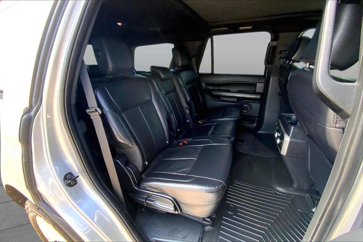 Certified 2020 Ford Expedition XLT w/ Equipment Group 202A AWD/4WD image 20