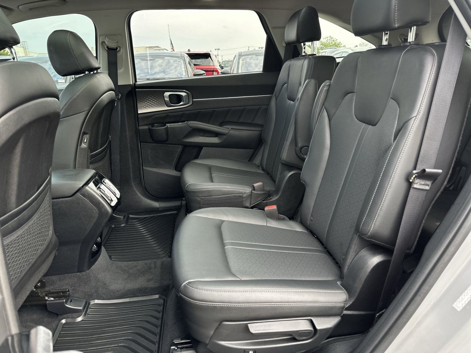 Used 2022 Kia Sorento SX AWD/4WD image 26