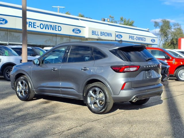 Certified 2024 Ford Escape ST-Line w/ Tech Pack #1 AWD/4WD image 2