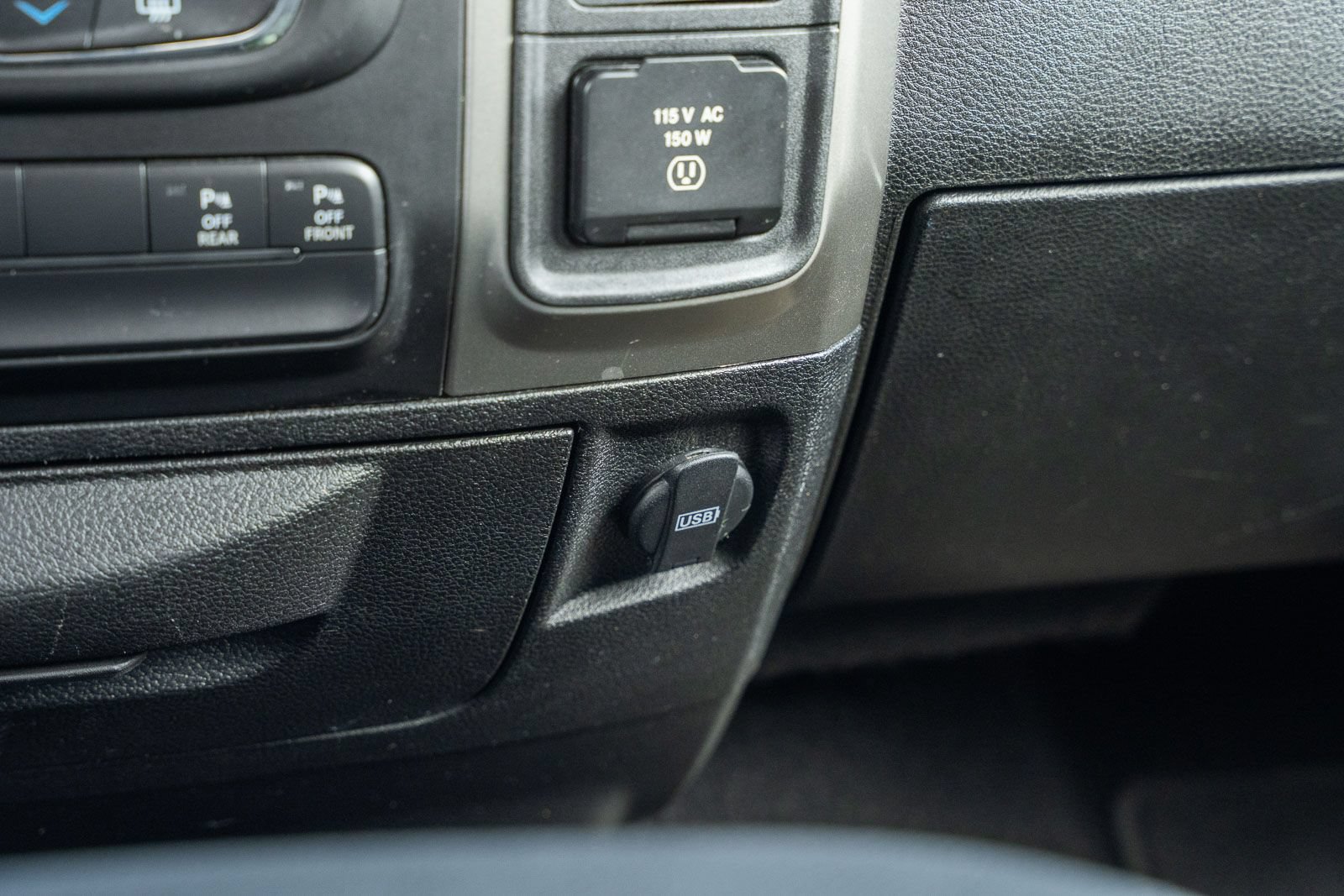 Used 2019 RAM 1500 Big Horn RWD image 33