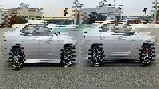 Used 2022 Dodge Charger GT image 9