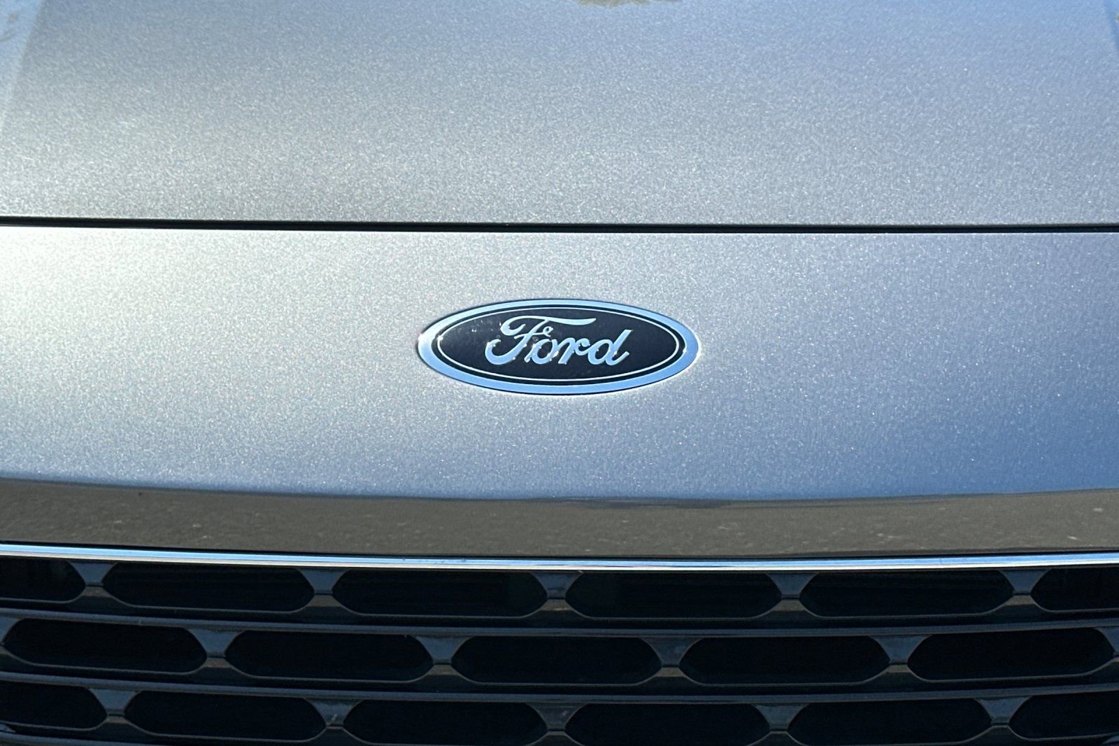 Certified 2022 Ford Escape SEL w/ SEL Stealth AWD Package image 44