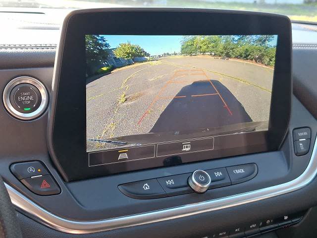 Used 2025 Chevrolet Blazer LT AWD/4WD image 21