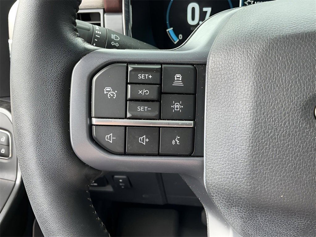 Certified 2023 Ford F150 Lariat w/ Equipment Group 502A High image 37